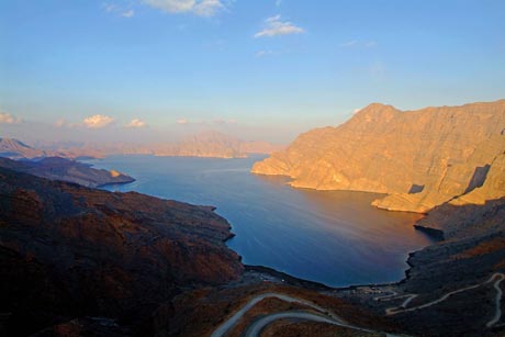 Küste, Wüste, Weihrauchduft: Oman bietet vielseitige Urlaubserlebnisse. Foto: djd/Sultanate of Oman